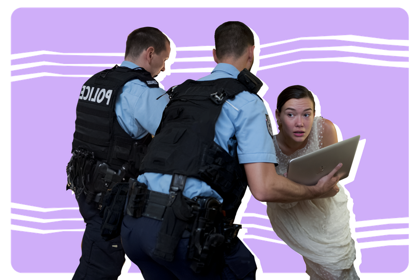 Американка долго общалась с выдуманной личностью в ChatGPT, все больше влюбляясь в него, и прониклась антипатией к реальному мужу. В итоге это привело к домашнему насилию — она напала на супруга и была арестована