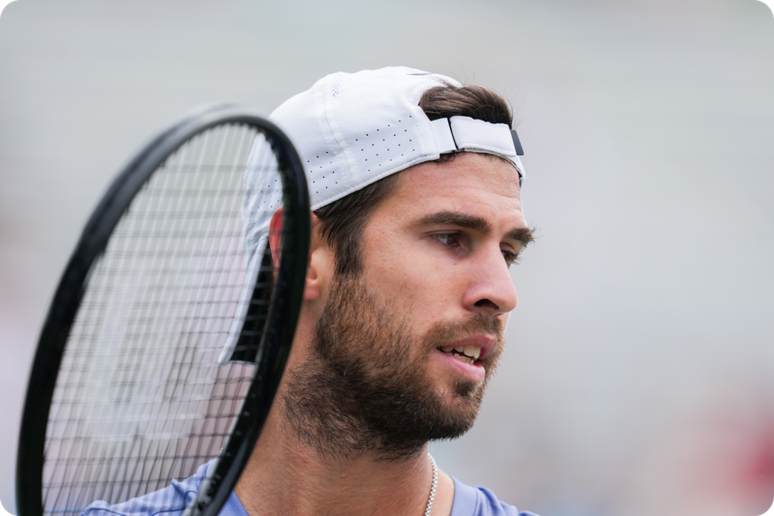 Карен Хачанов